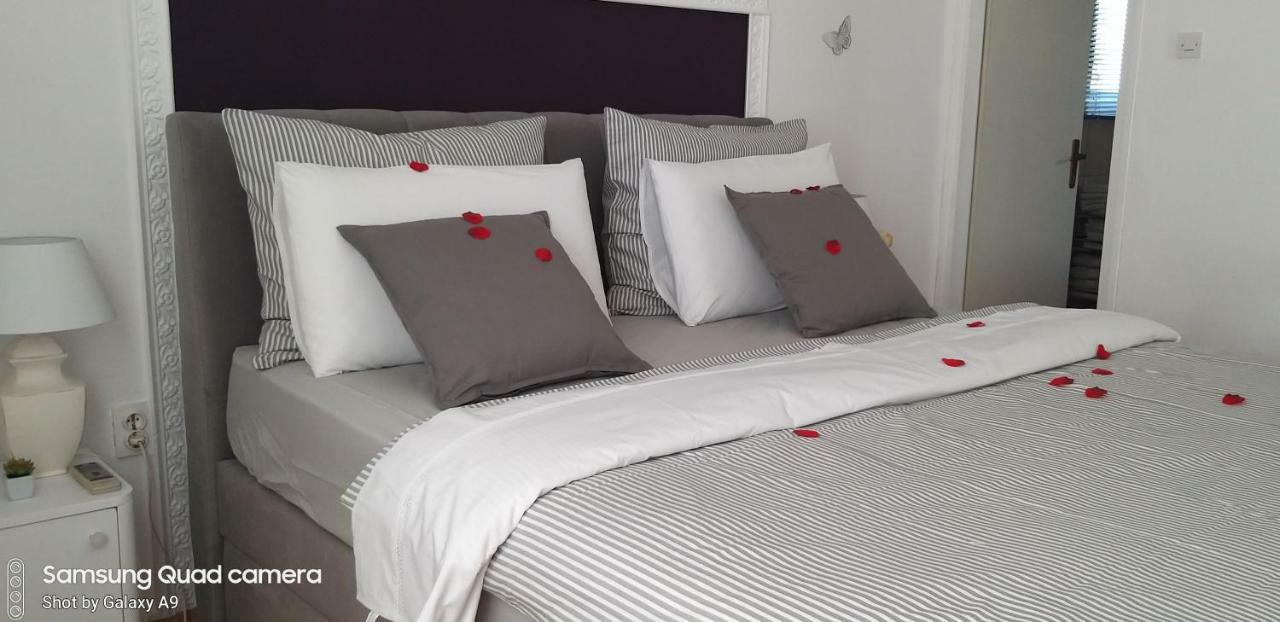 Apartman Felice ستاريغغاد باكلينتسا المظهر الخارجي الصورة